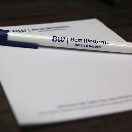 Best Western Galleria Inn & Suites Чиктовага Экстерьер фото