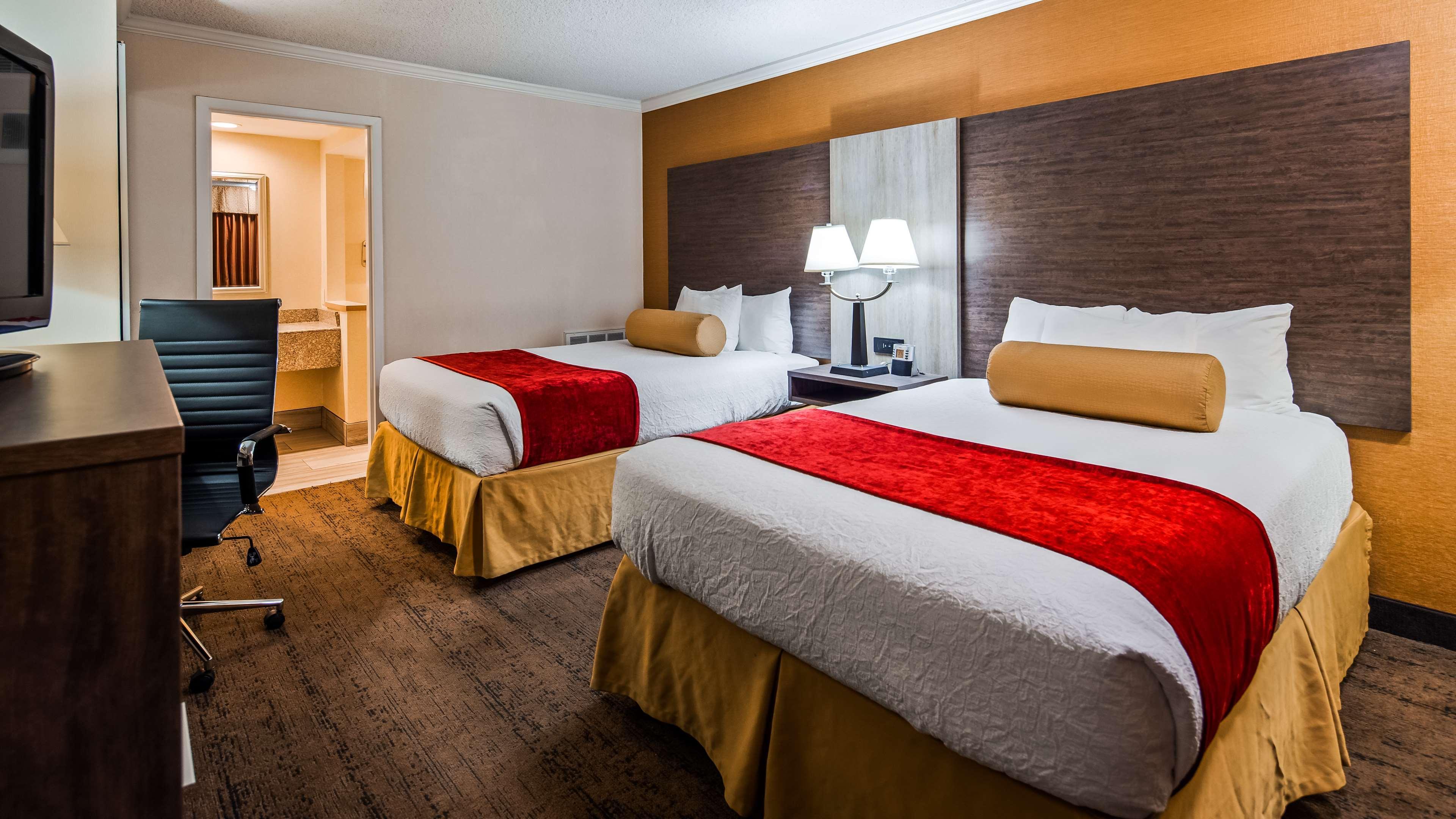Best Western Galleria Inn & Suites Чиктовага Экстерьер фото